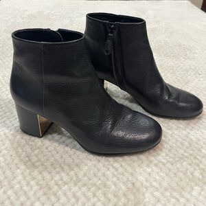 Tory Burch Black Cleveland ankle booties Size 7M